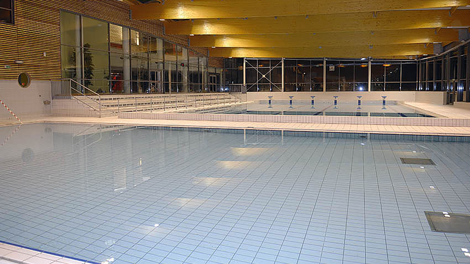 CENTRE AQUATIQUE 